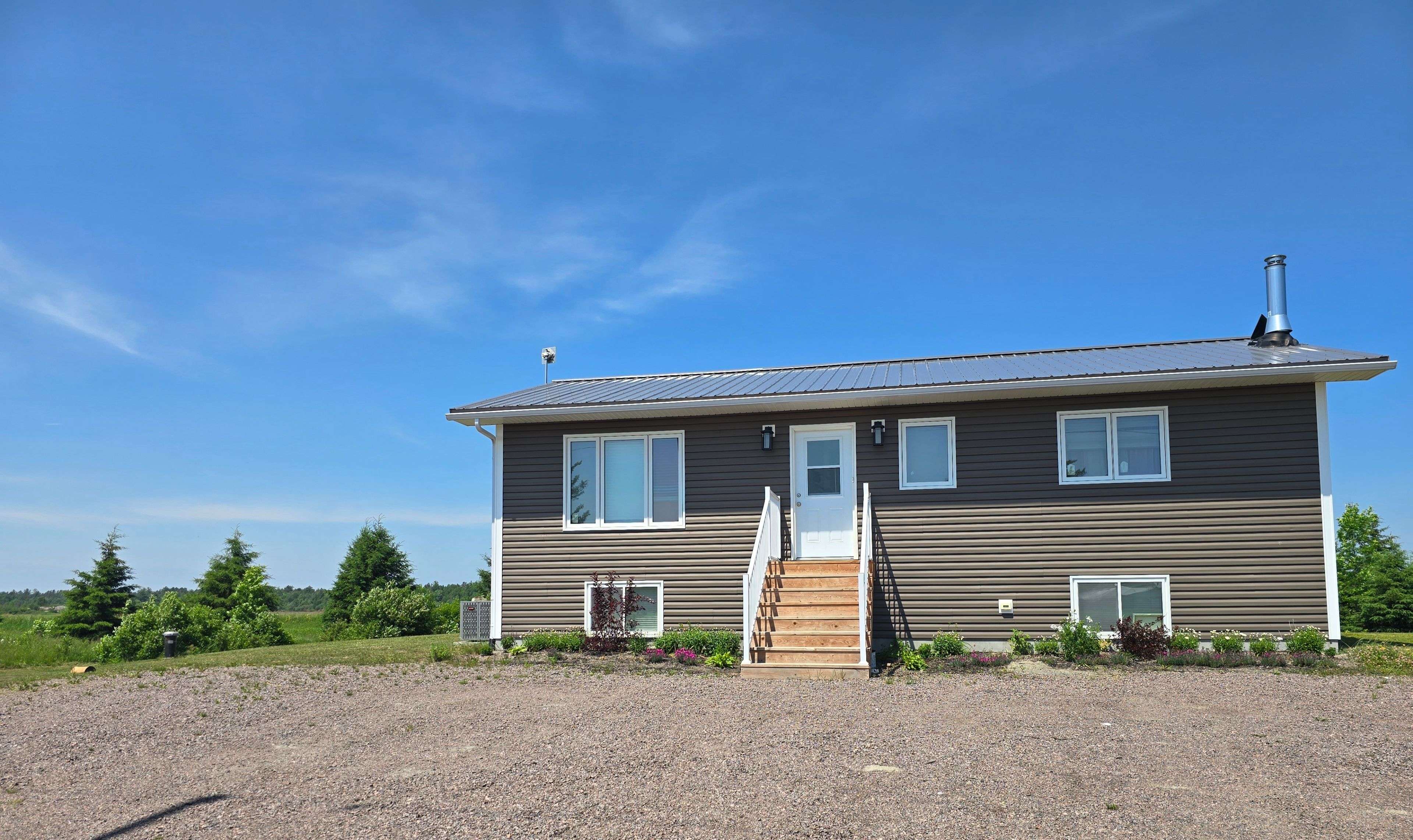 West Nipissing, ON P0H 1R0,21 C TROTTIER RD