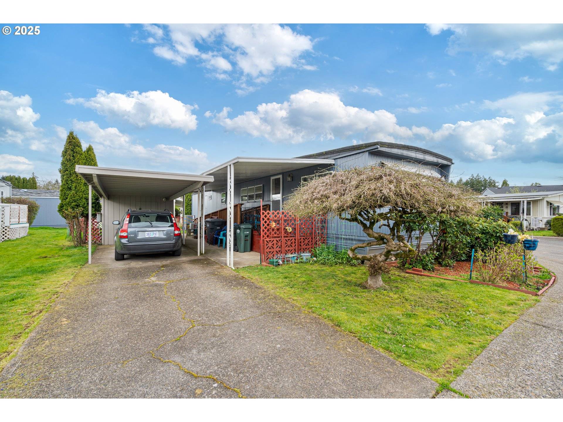 Hillsboro, OR 97123,2681 SE RIVER RD #27