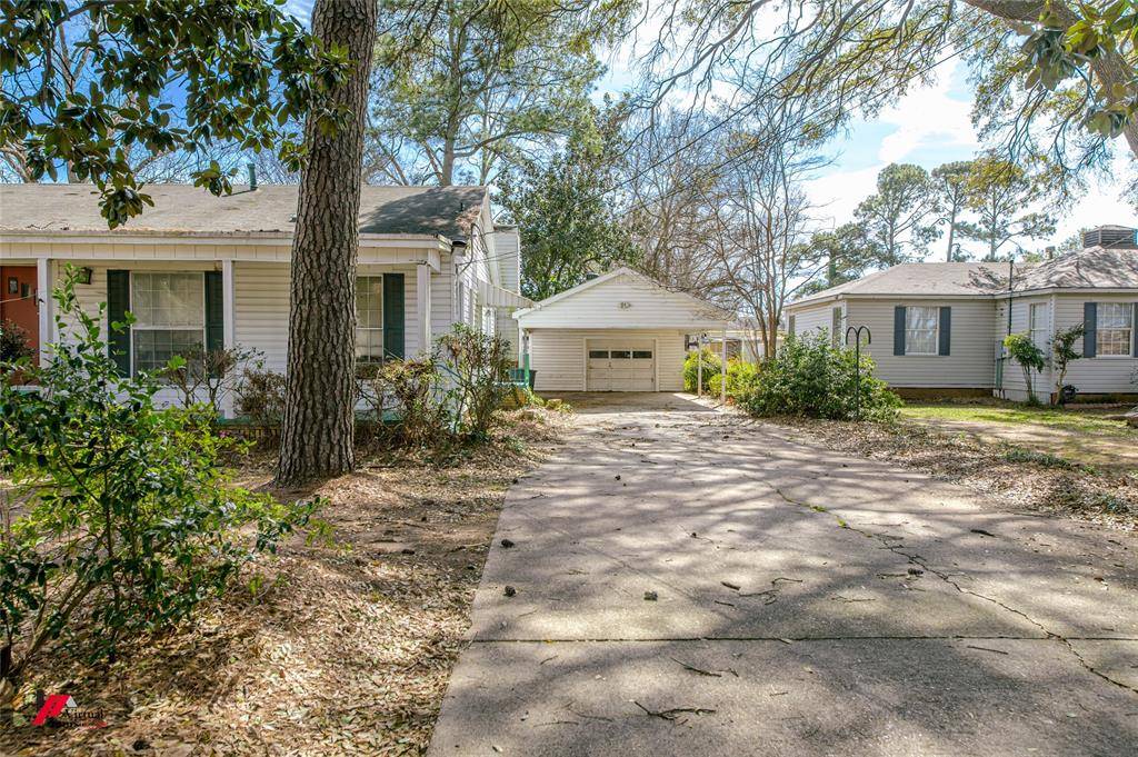 Bossier City, LA 71112,112 YJean Street