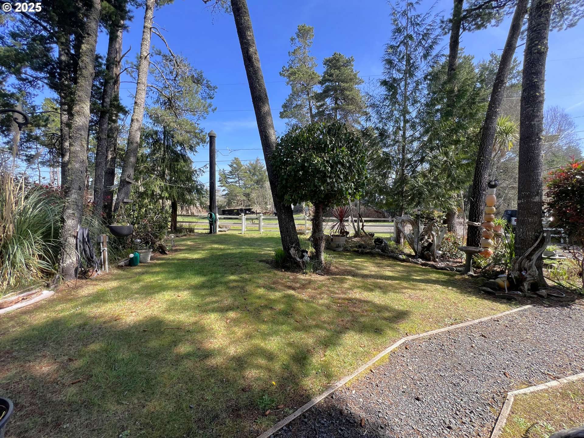 Lakeside, OR 97449,115 S 3rd