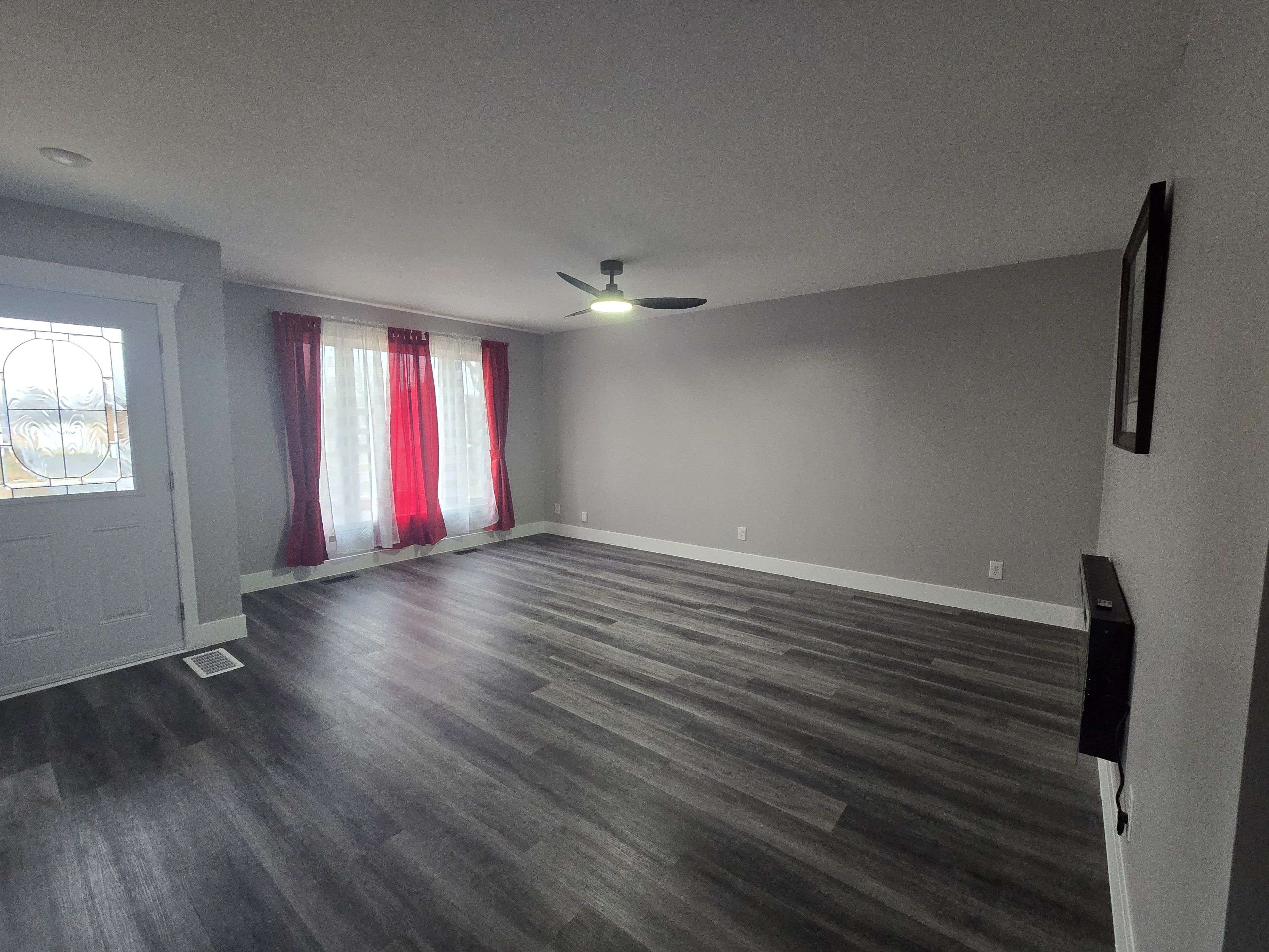 Cornwall, ON K6H 2K4,1134 Fourth ST E