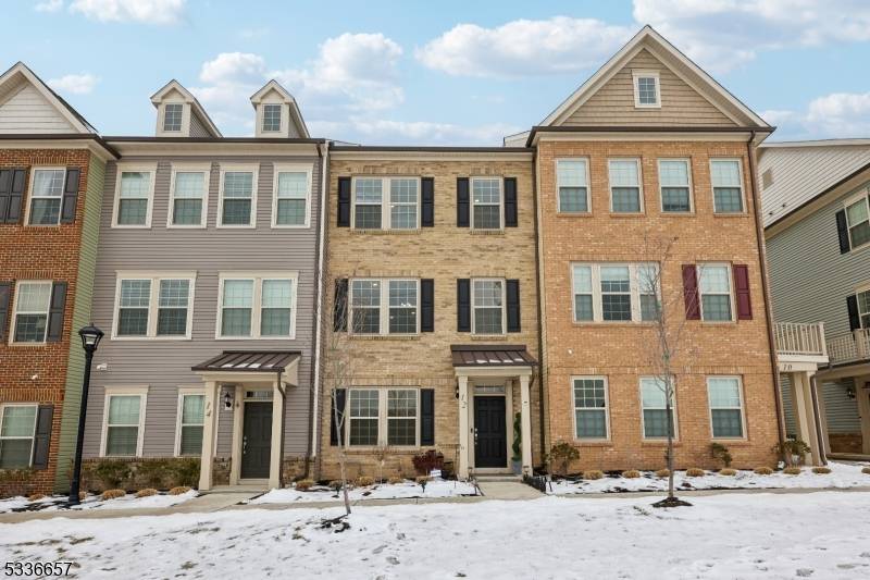 Livingston Twp., NJ 07039,12 Haralson Ct