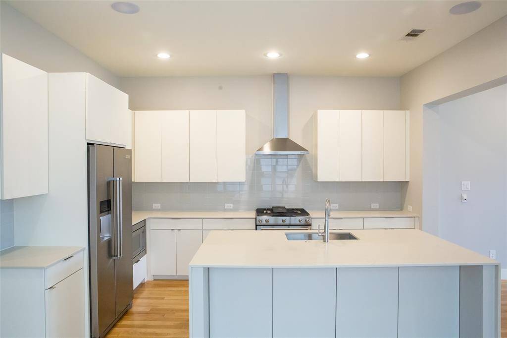 Dallas, TX 75209,6529 Roper Street