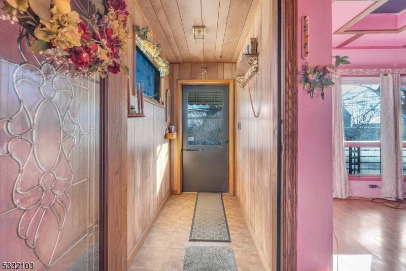 Rutherford Boro, NJ 07070,50 Orient Way