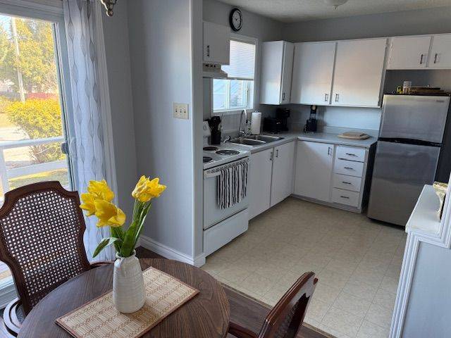 South Dundas, ON K0C 1X0,88 Carraway CRES