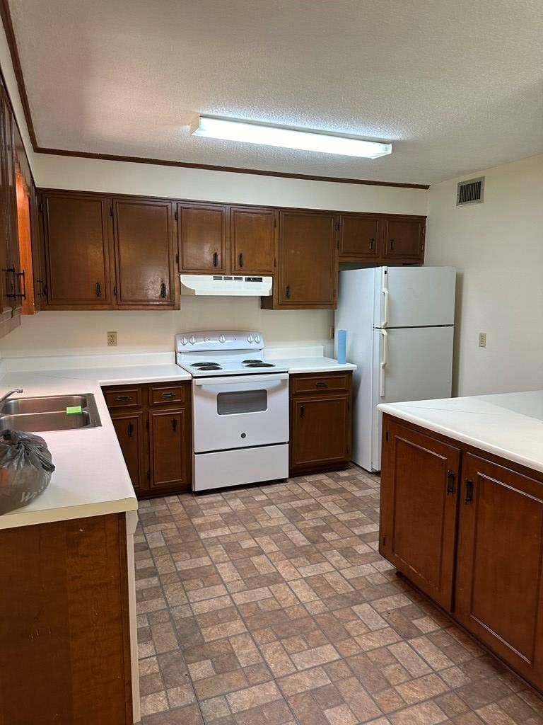 Bainbridge, GA 39817,1609 Forrest Lane