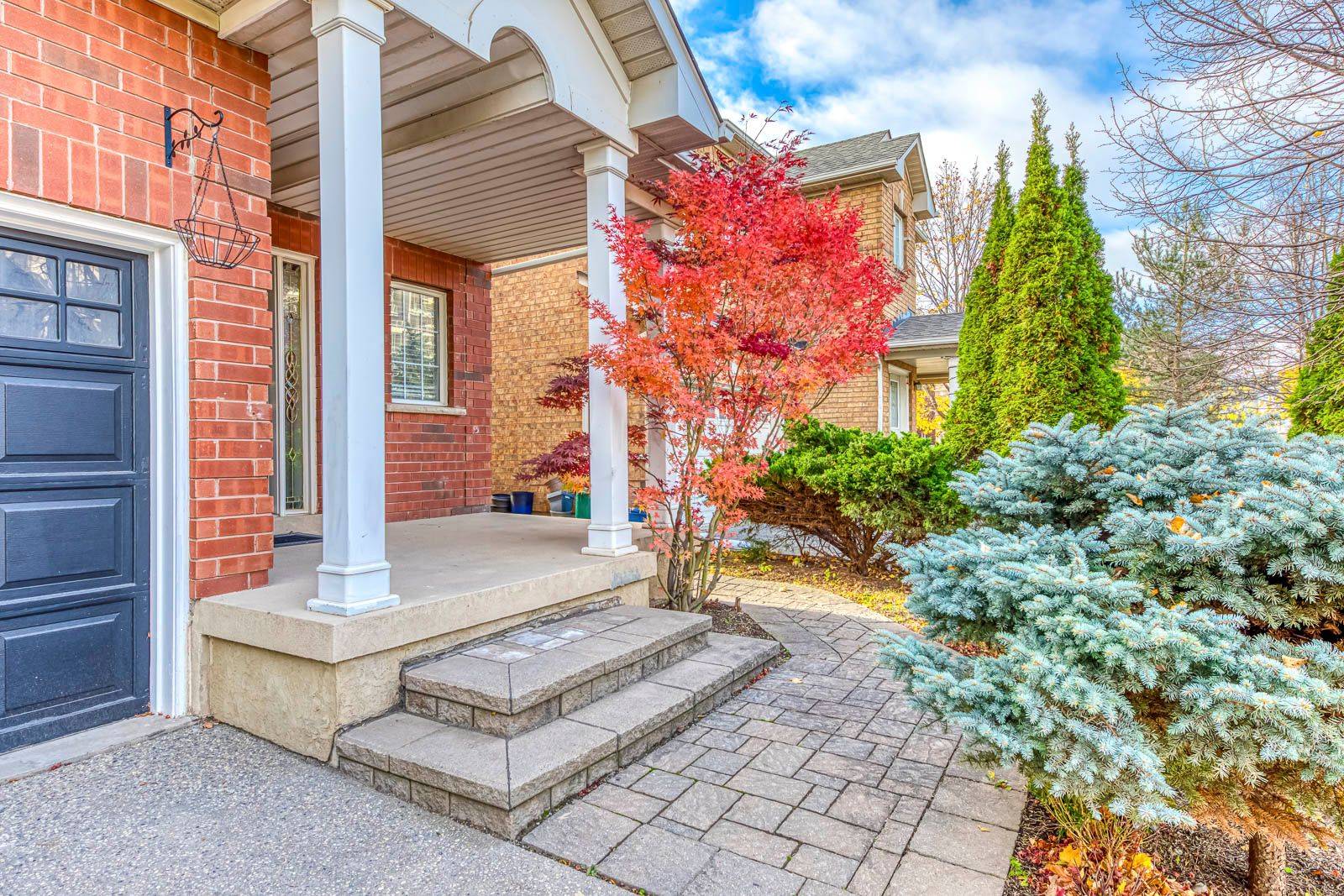 1034 Agram DR, Oakville, ON L6H 7L6