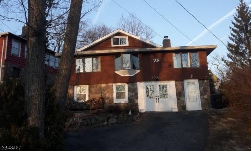 West Milford Twp., NJ 07480,75 Lindys Dr