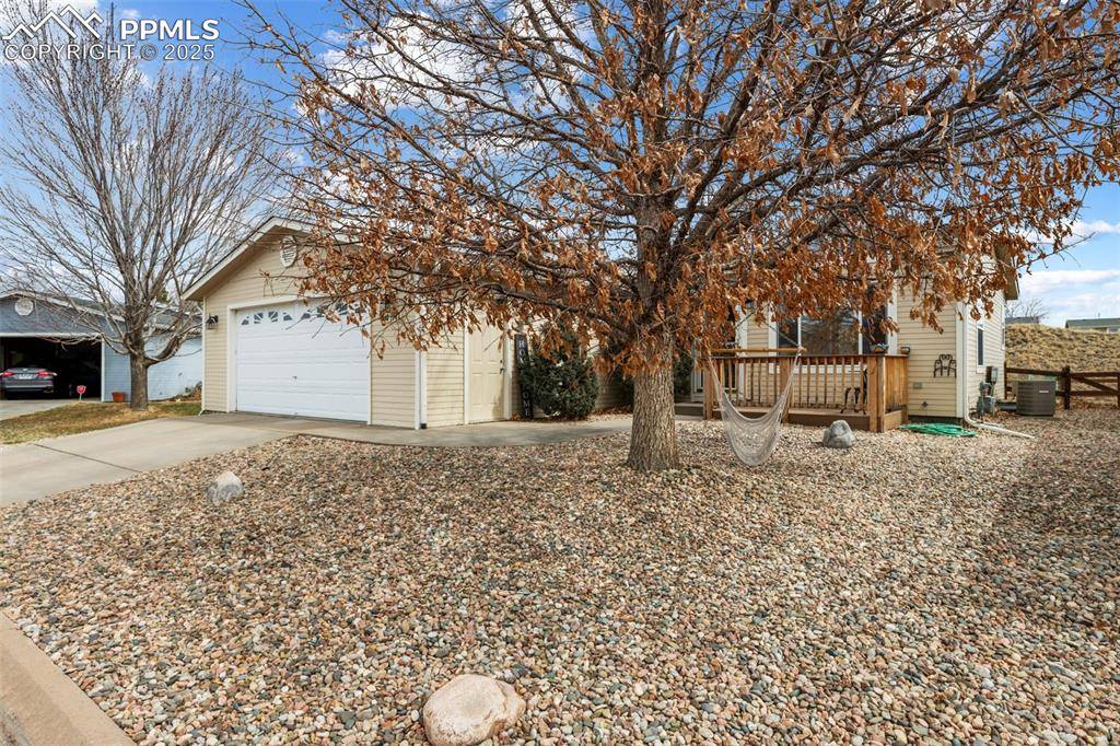 Colorado Springs, CO 80922,7743 Grizzly Bear PT