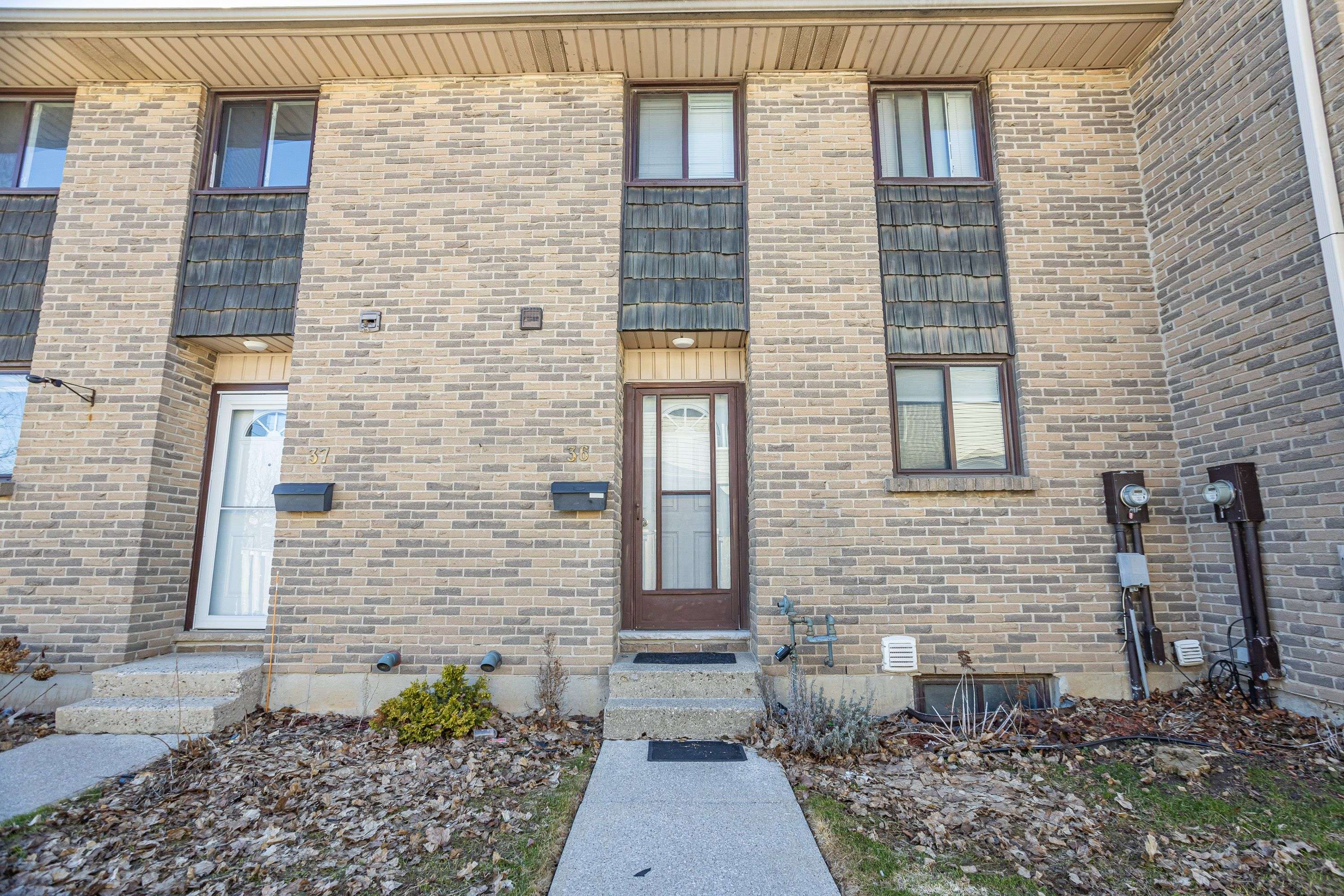 London, ON N6E 1A4,474 Southdale RD E #36