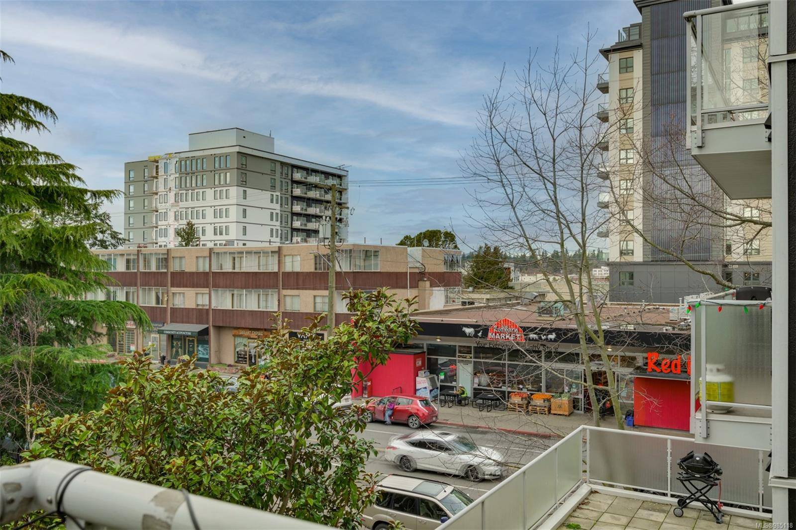 Esquimalt, BC V9A 3P5,1315 Esquimalt Rd #313