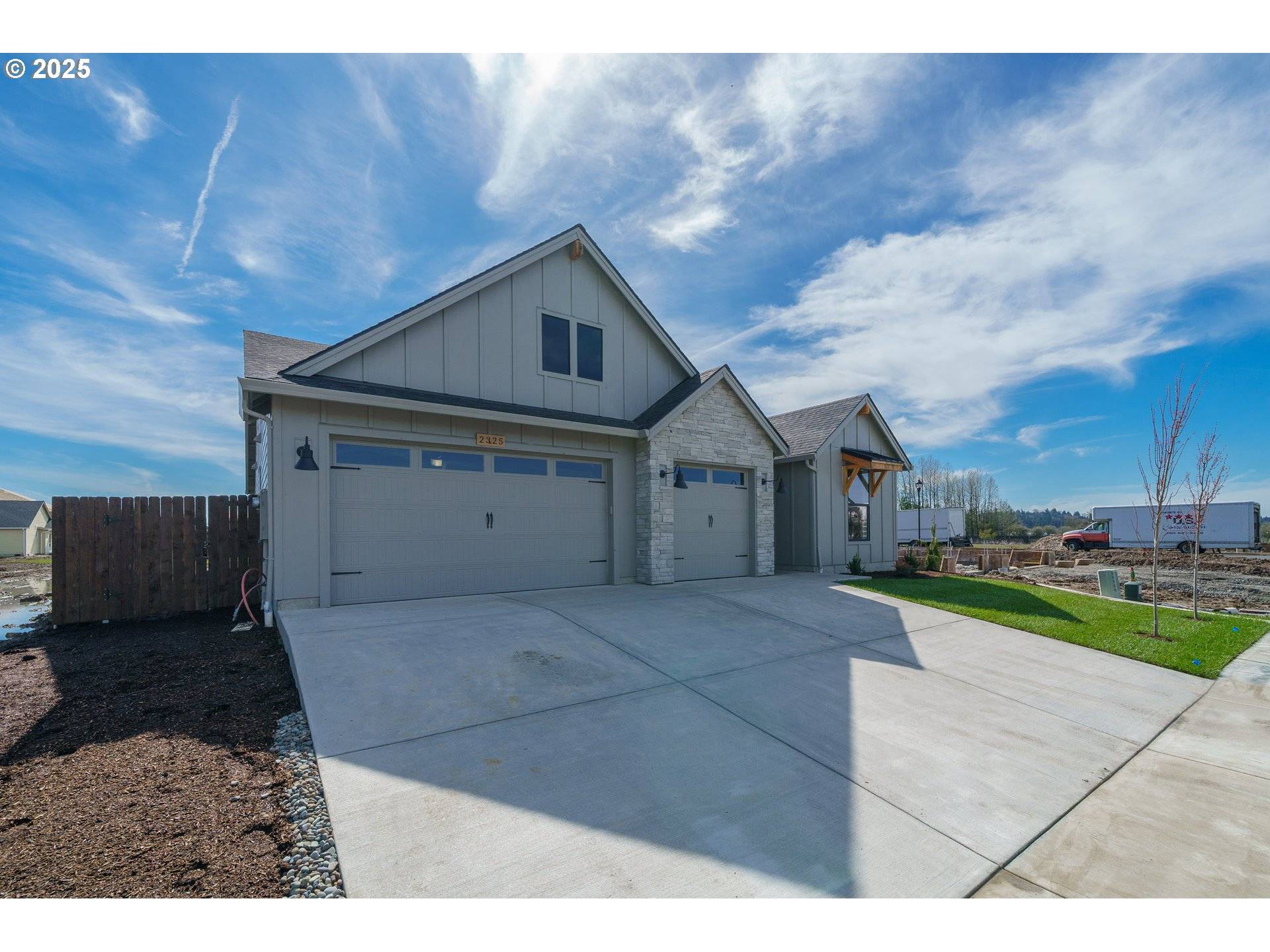 La Center, WA 98629,2325 E WOLFPACK ST