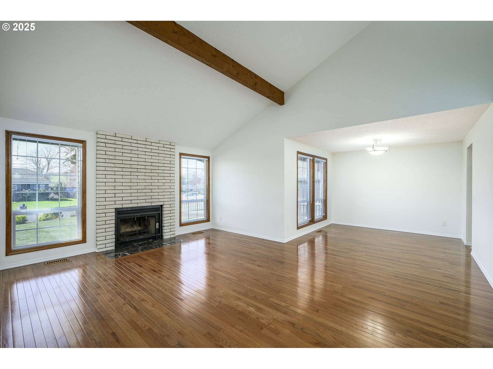 Newberg, OR 97132,607 E DONALD CT
