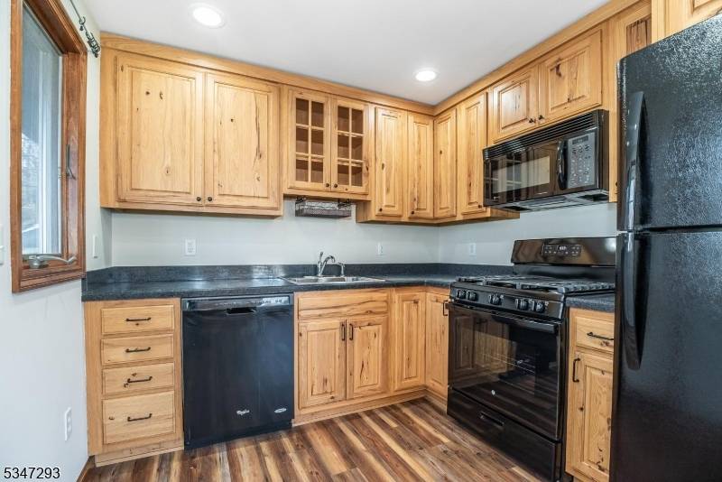 Sparta Twp., NJ 07871,9 Log Cabin Ter