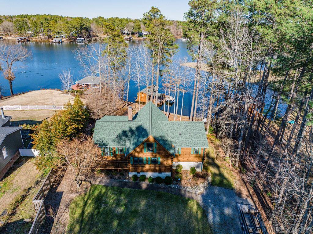 Henrico, NC 27842,475 Pine Tree Drive