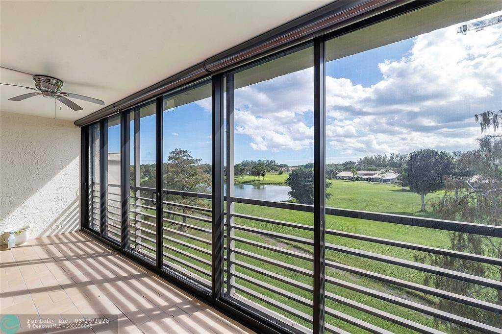 Margate, FL 33063,3231 Holiday Springs Blvd #402