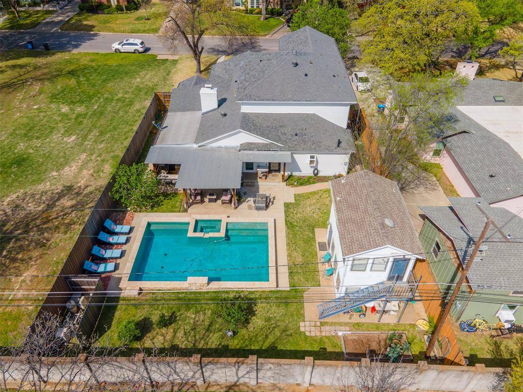 Fort Worth, TX 76107,320 Eastwood Avenue
