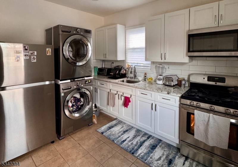 Clifton City, NJ 07011,181 Hadley Ave
