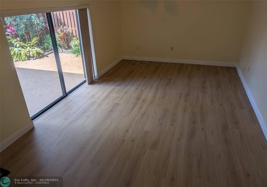 Hollywood, FL 33026,4191 Forest Hill Dr  #234
