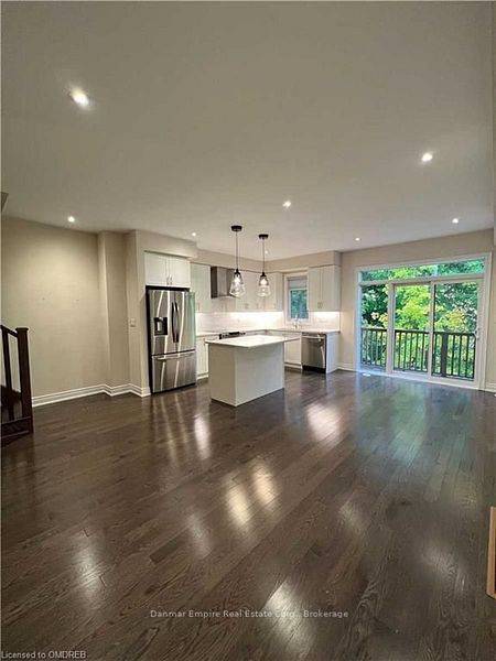 Vaughan, ON L4L 0J2,61 HIAWATHA CT