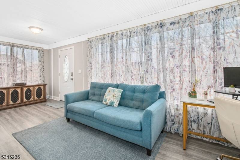 Hillside Twp., NJ 07205,243 Clark St