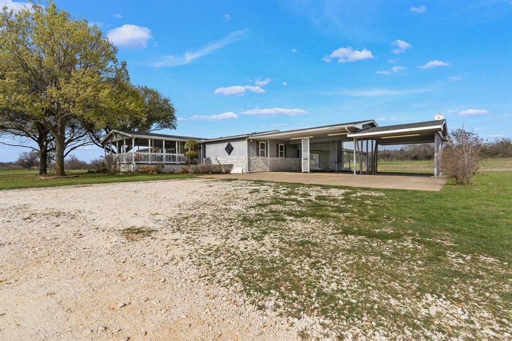 Cleburne, TX 76031,2901 Cty Road 425