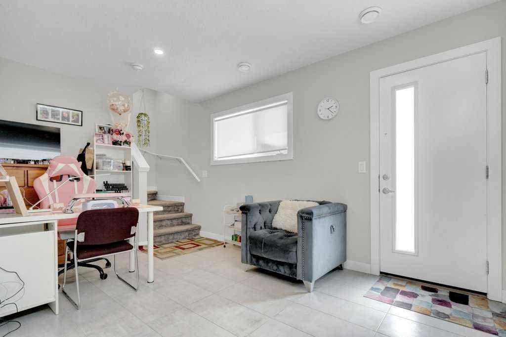 Calgary, AB T3N1Y8,339 Skyview Ranch CIR NE