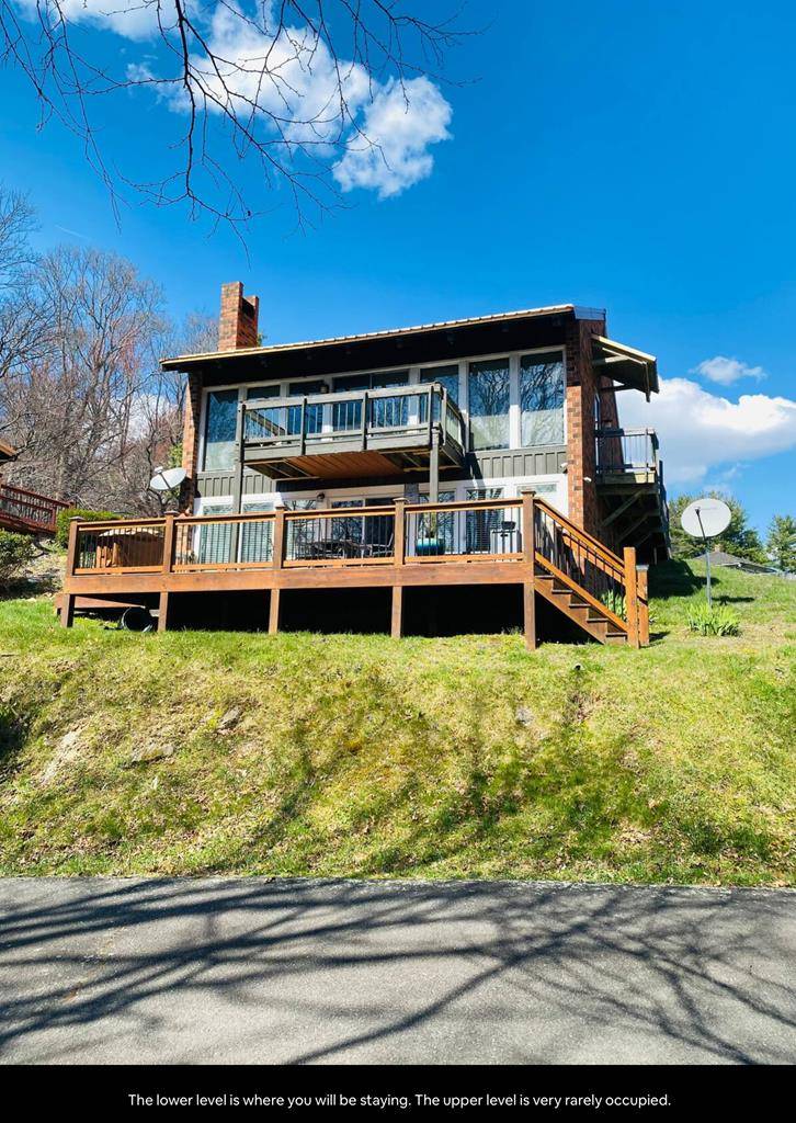 Hillsville, VA 24343,42 Deer Run Tr