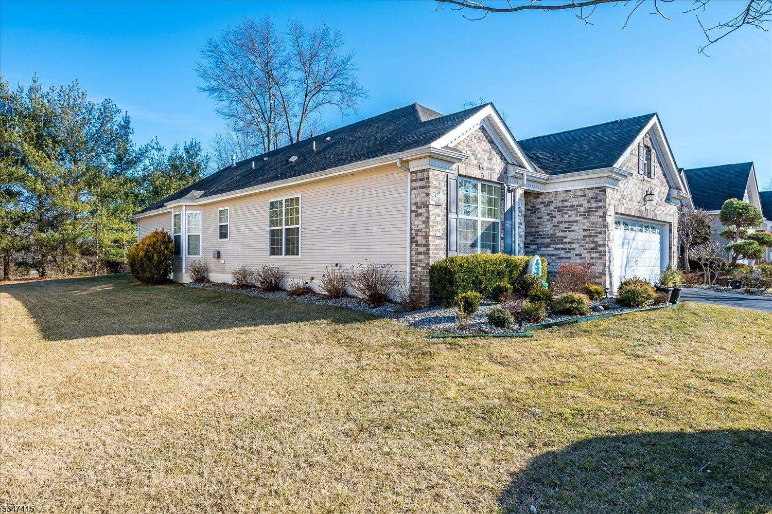 Manalapan Twp., NJ 07726,22 Silver Charm Rd