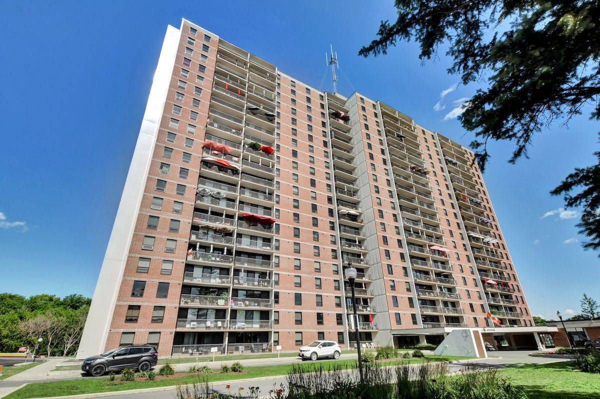 Overbrook - Castleheights And Area, ON K1K 3Y4,665 Bathgate DR #1705