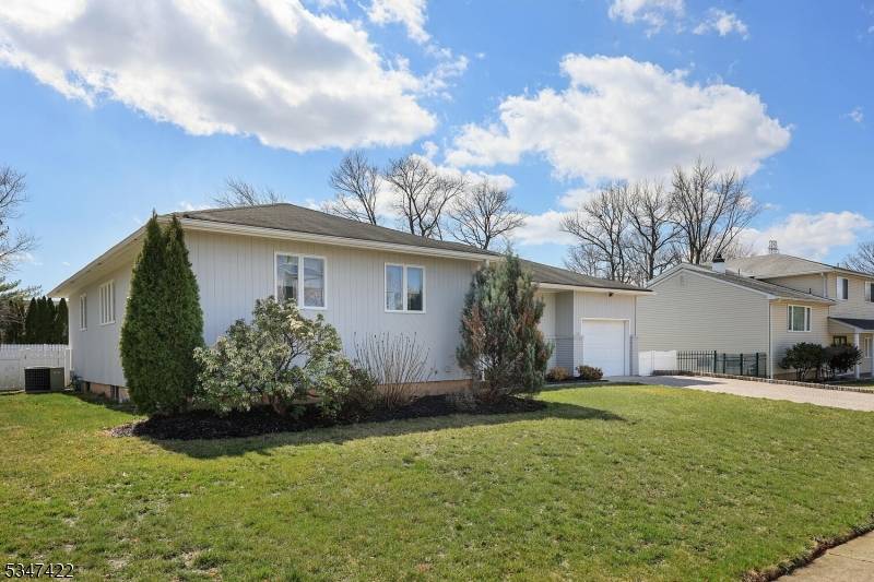 Edison Twp., NJ 08820,110 Calvert Ave East
