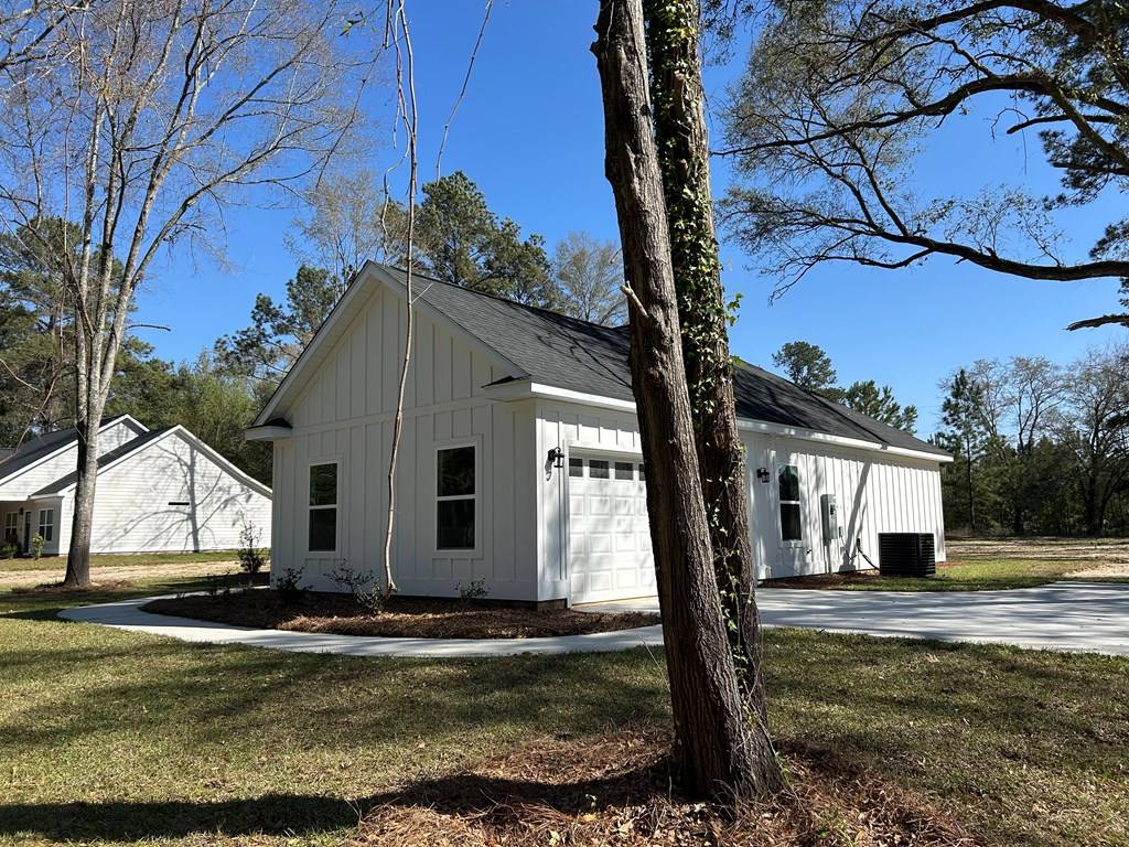 Bainbridge, GA 39817,2000 Lexington Ave