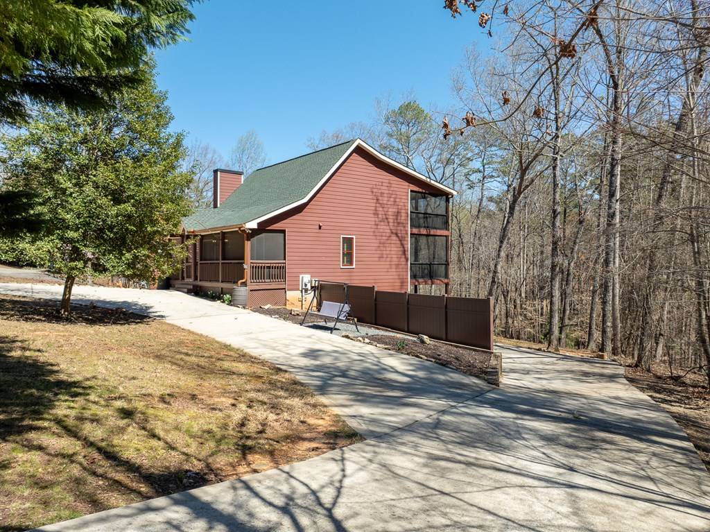 Ellijay, GA 30540,135 Adina Drive