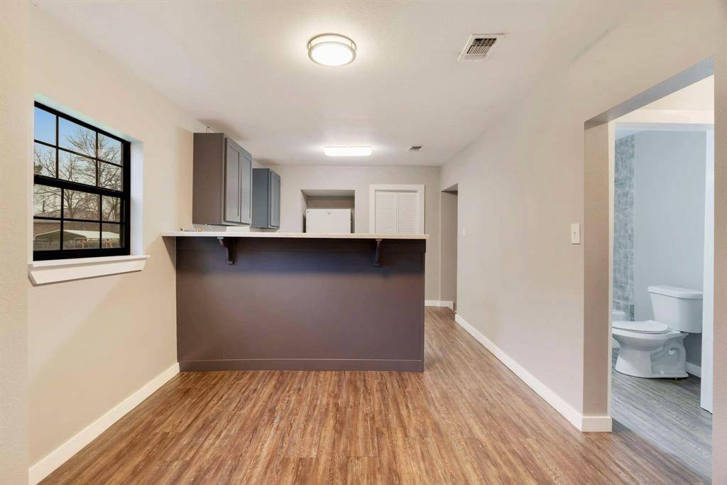 Paris, TX 75460,326 27th Street NE