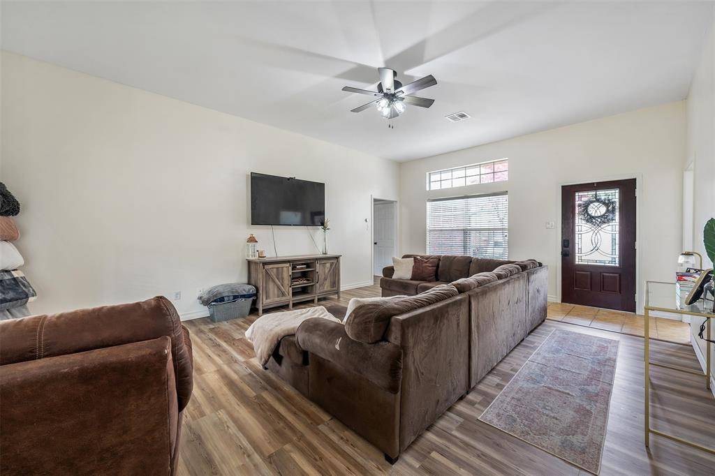 Palestine, TX 75801,208 Homestead Drive
