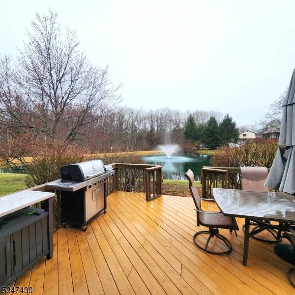 Hampton Twp., NJ 07860,45 Eagle Dr