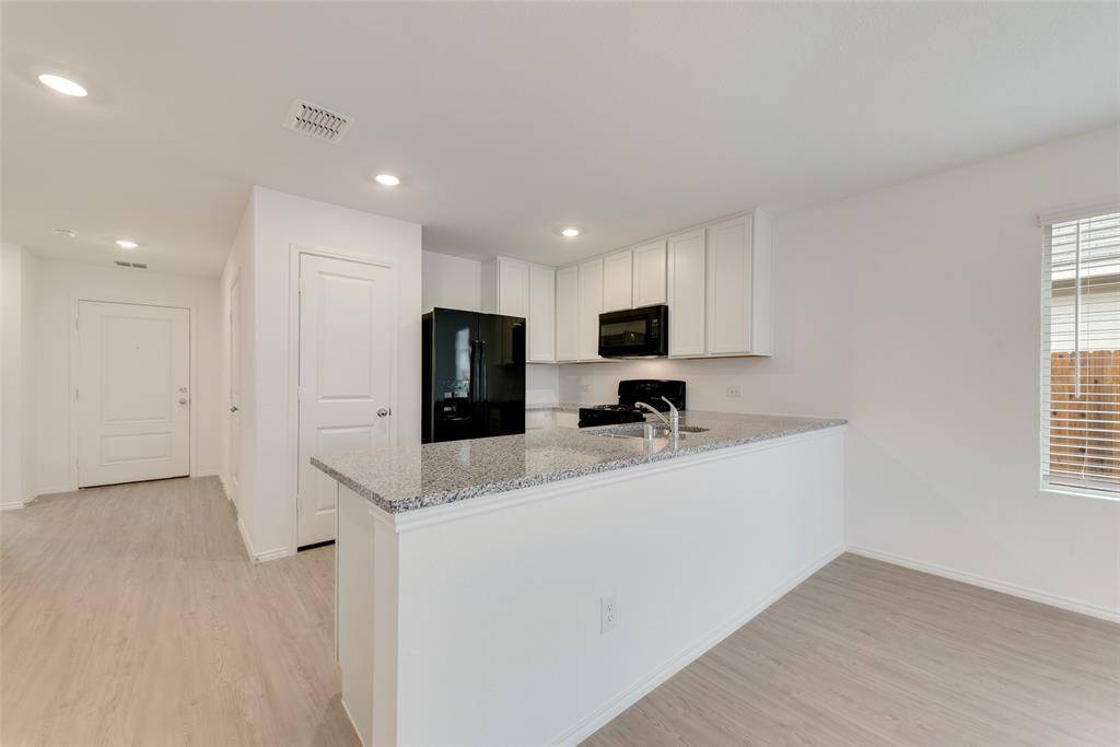 Fort Worth, TX 76140,1624 Crested Way