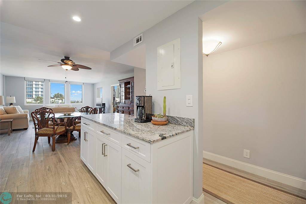 Fort Lauderdale, FL 33304,711 N Birch Rd #503