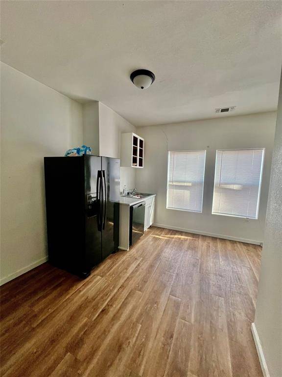 Bonham, TX 75418,209 W 6th Street