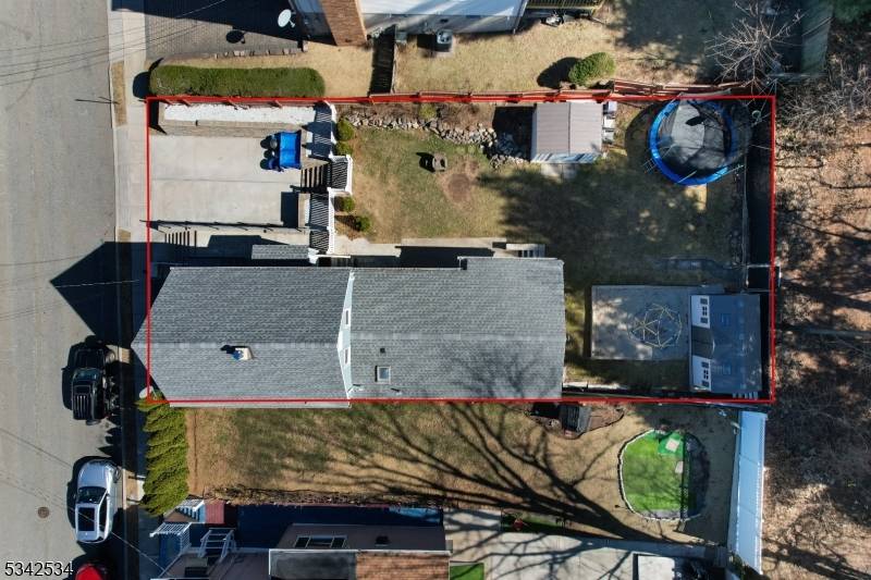 Garfield City, NJ 07026,18 Schley St