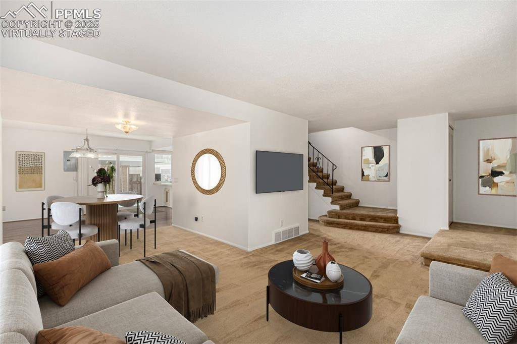 Colorado Springs, CO 80909,3924 Constitution AVE