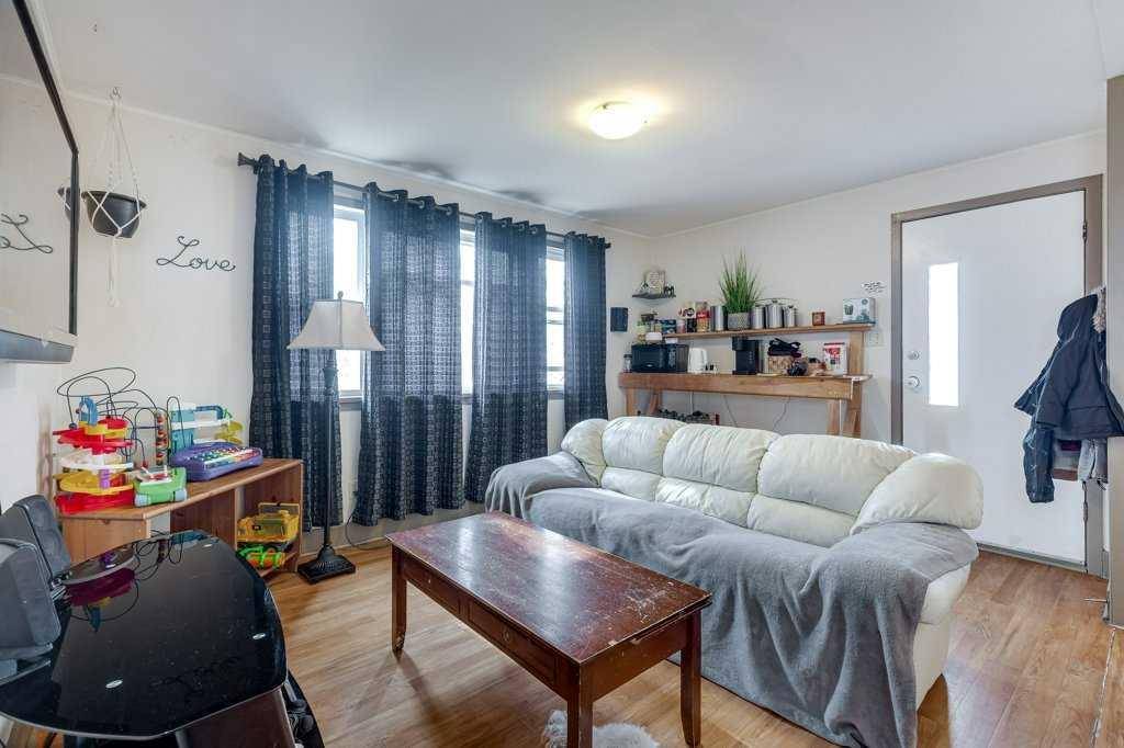 Red Deer, AB T4N 1A7,4703 41 AVE