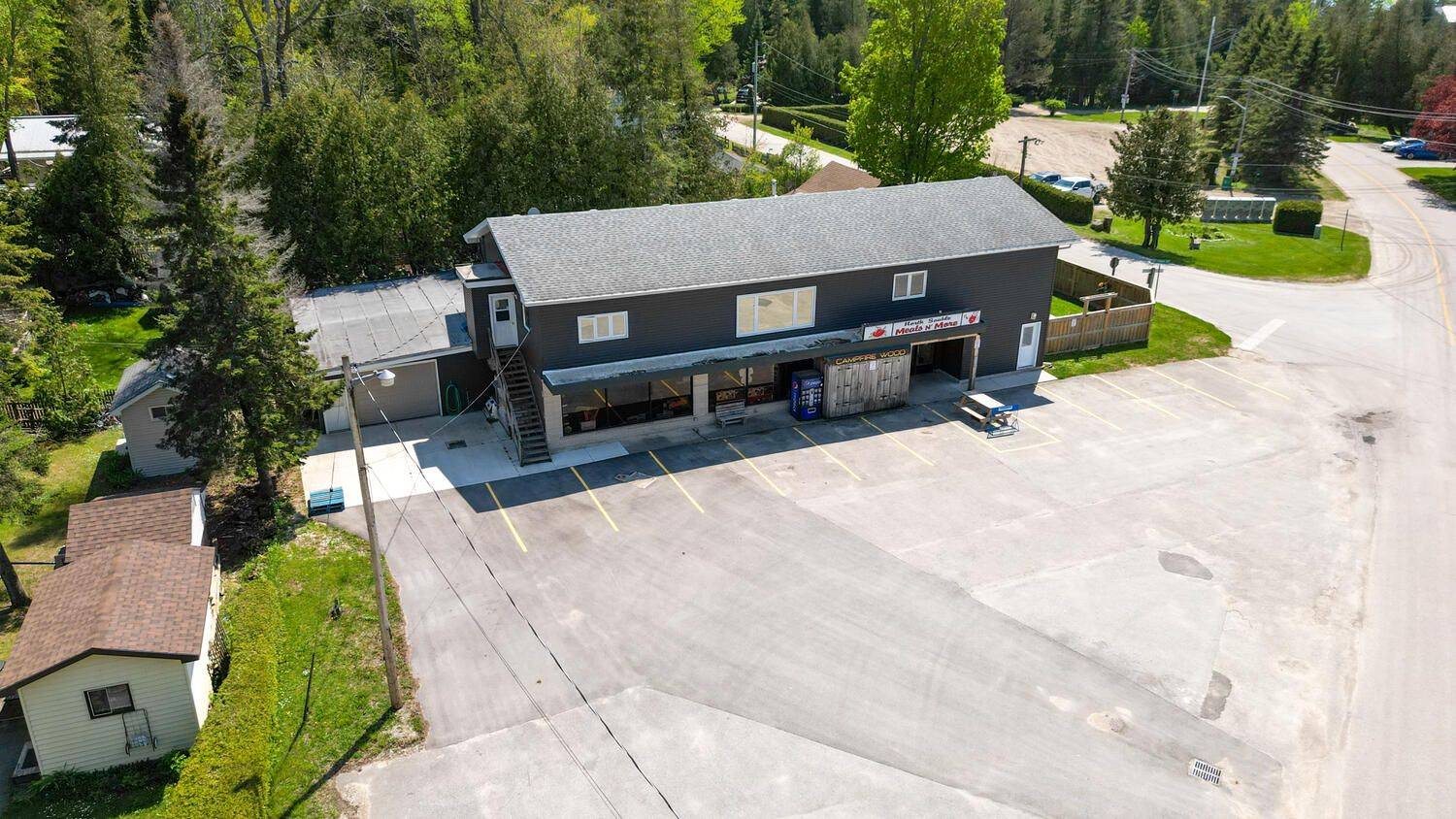 South Bruce Peninsula, ON N0H 2G0,68 Sauble Falls RD