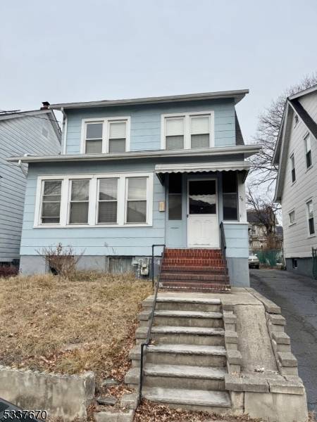 Hillside Twp., NJ 07205,76 Wolf Pl