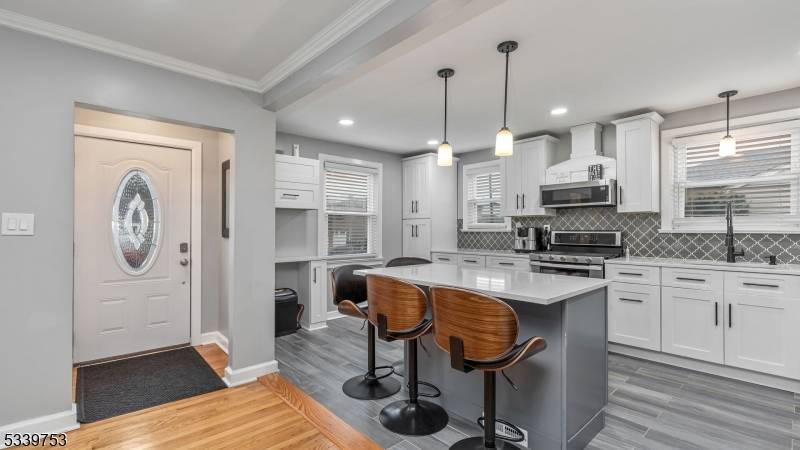 Linden City, NJ 07036,552 Fernwood Terrace
