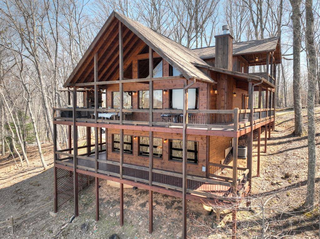Morganton, GA 30560,100 Ollie Lane
