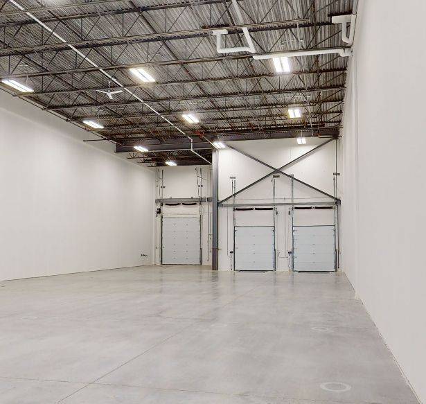 Toronto E11, ON M1X 2E5,2560 Morningside AVE #1