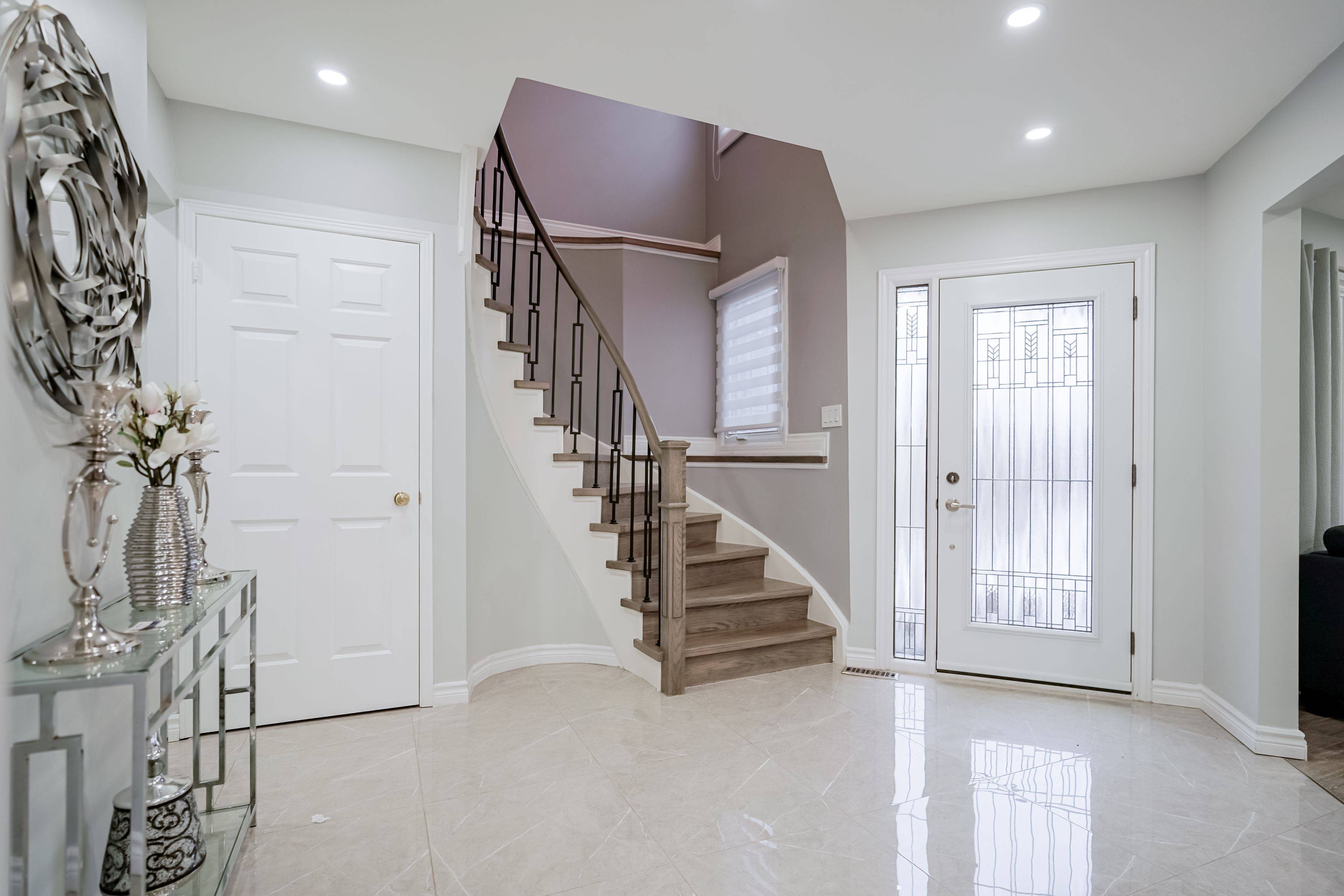 Whitby, ON L1R 1E7,46 Hemingford PL