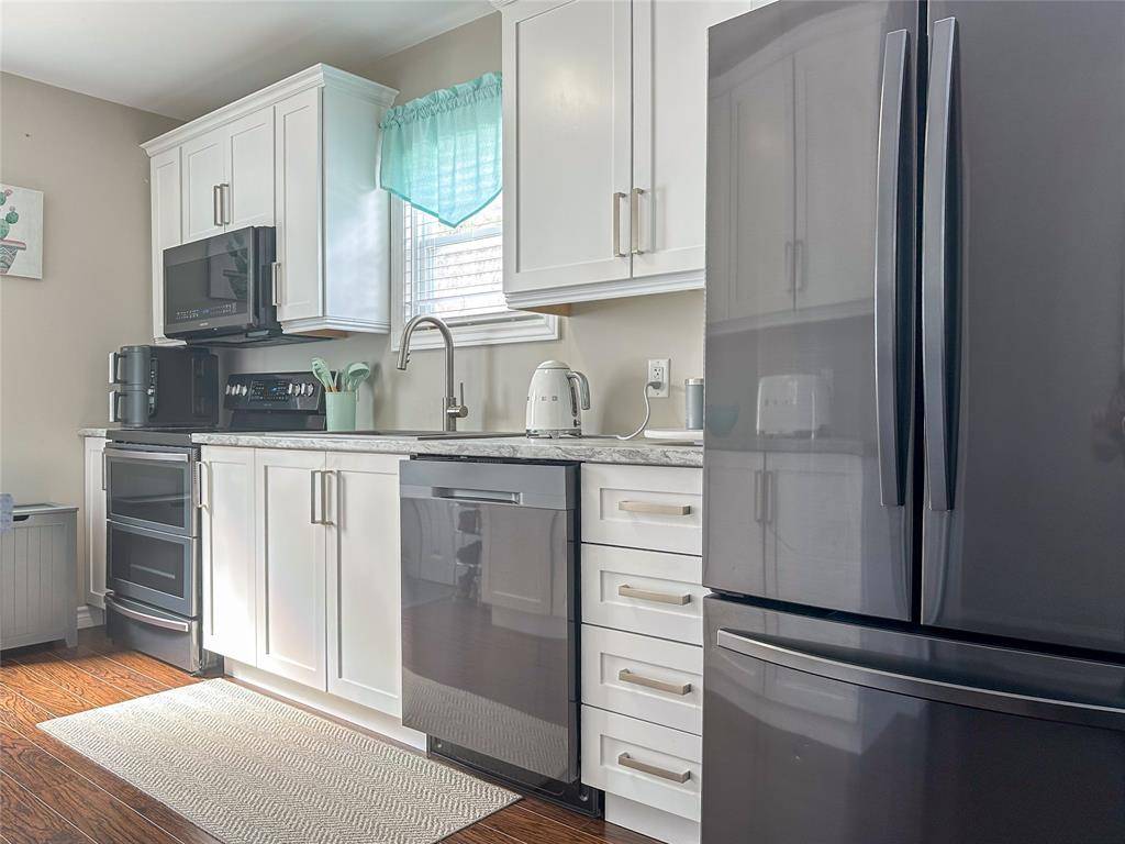 Summerford, NL A0G 4E0,75 Island Drive