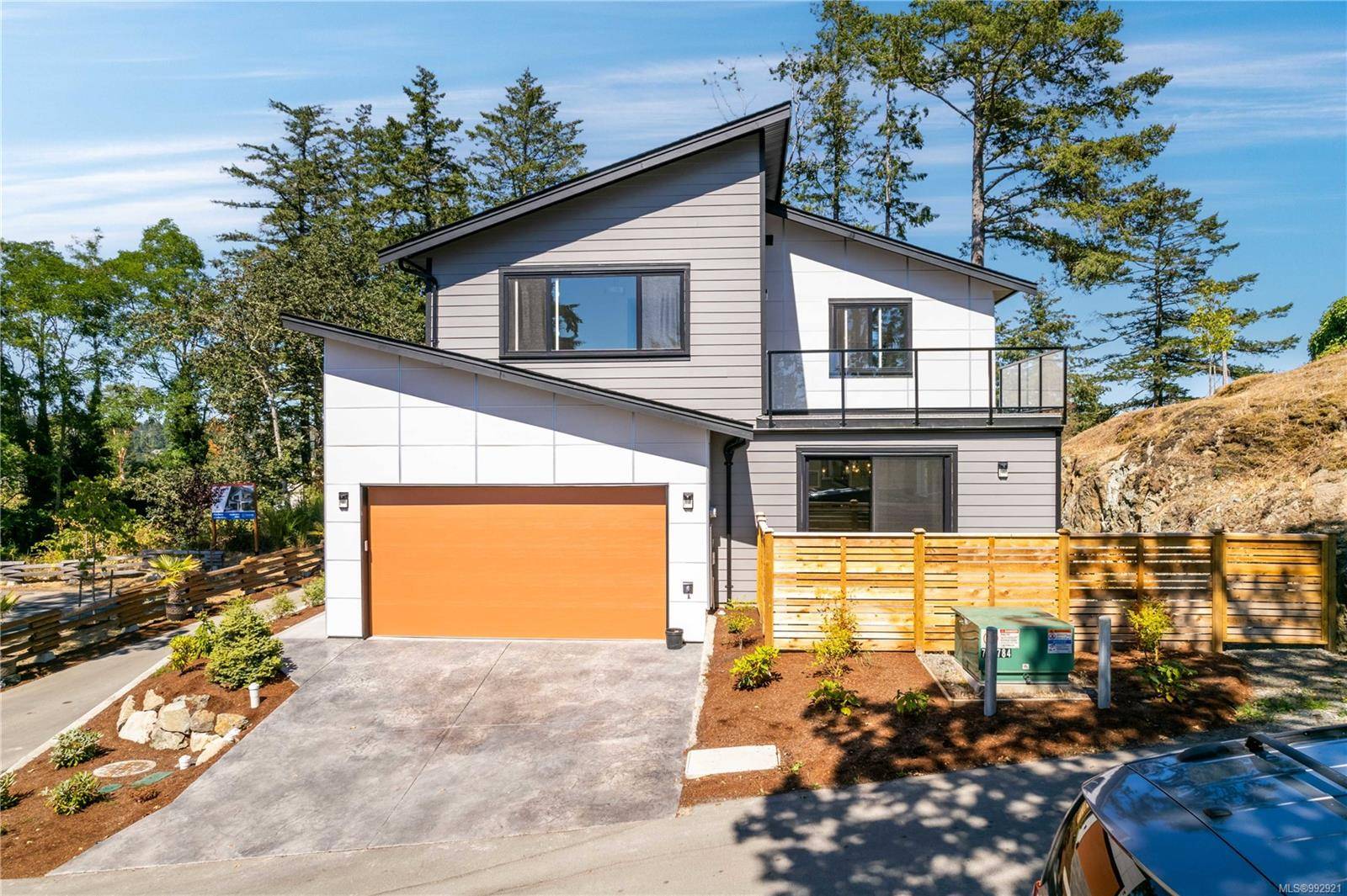 View Royal, BC V9B 1T9,231 Heddle Ave